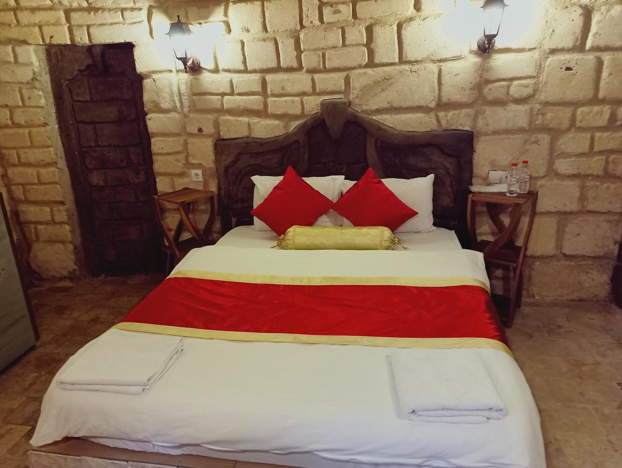 Stone Age Cappadocia Hotel Невшехир Екстериор снимка