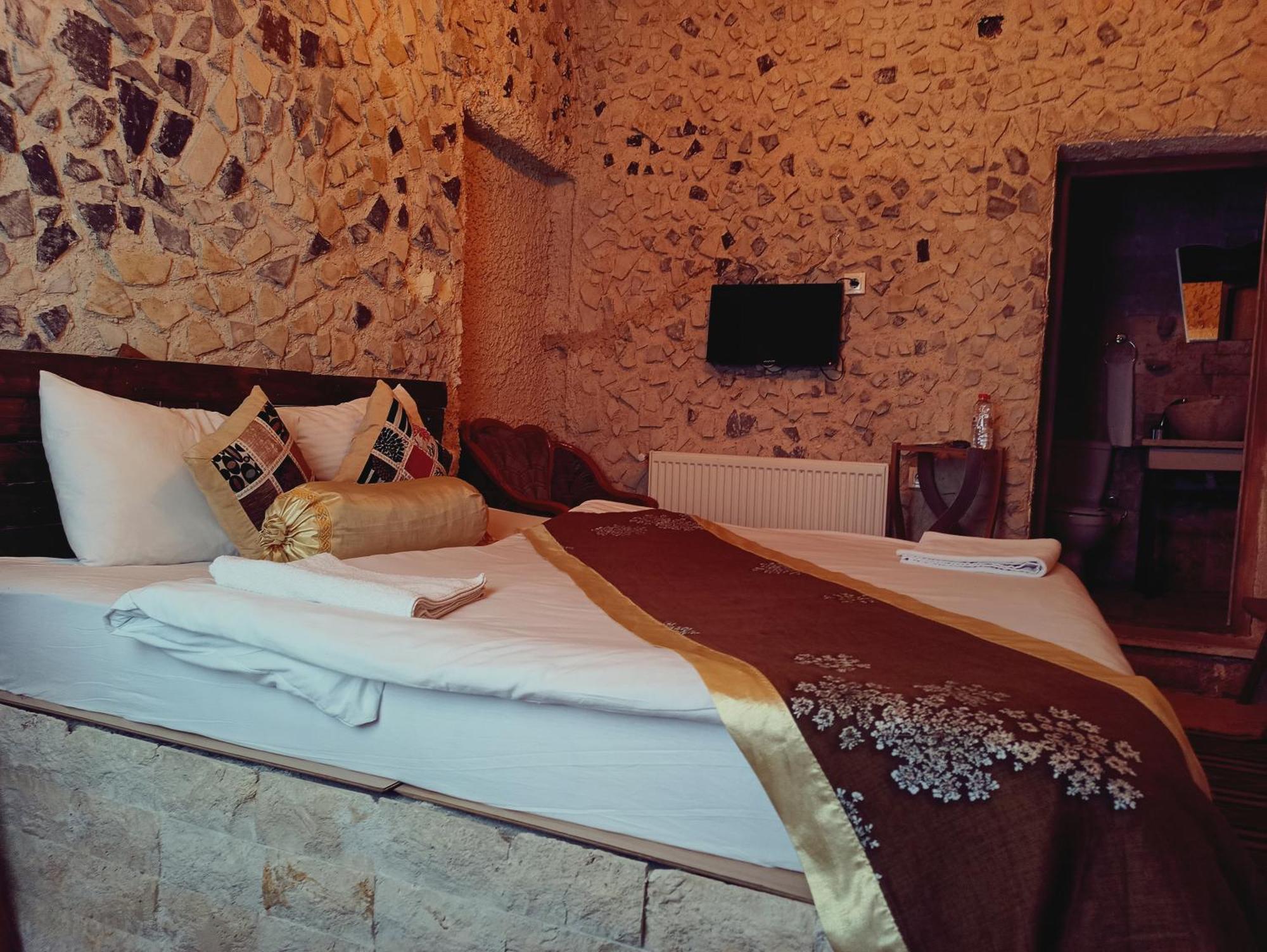 Stone Age Cappadocia Hotel Невшехир Екстериор снимка